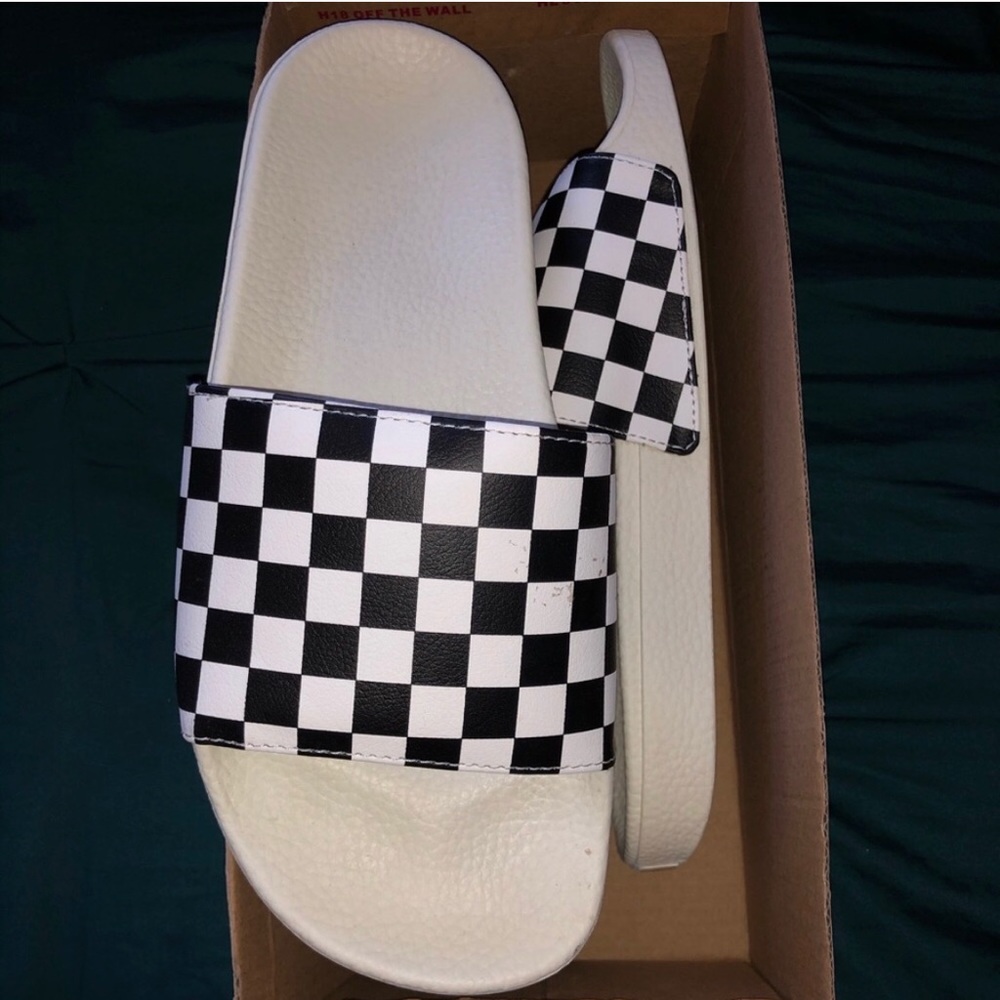 Vans slides